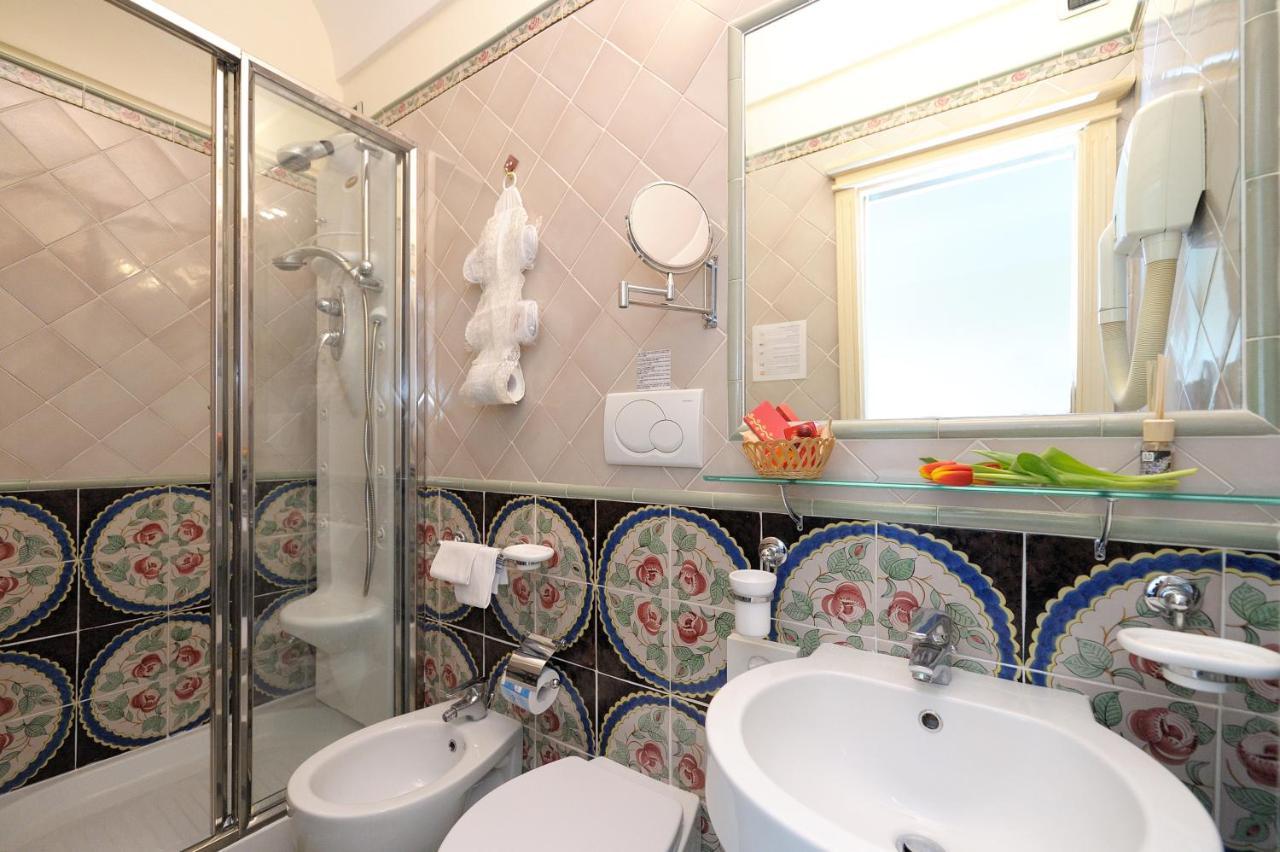 Amalfi Old Square Room & Apartments Экстерьер фото