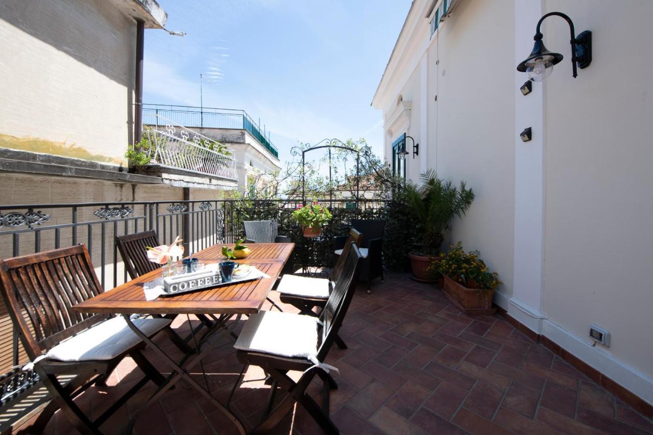 Amalfi Old Square Room & Apartments Экстерьер фото
